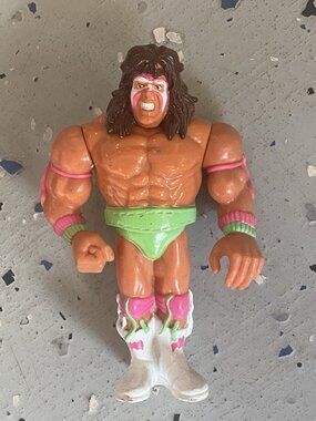 VINTAGE 1990 ULTIMATE WARRIOR FIGURE TOY 4.5” TITAN WWF COLLECTIBLE RARE Working